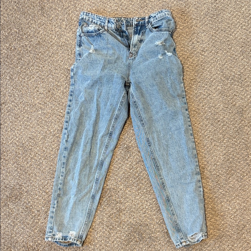SHEIN Light Blue Distressed Cropped Jeans